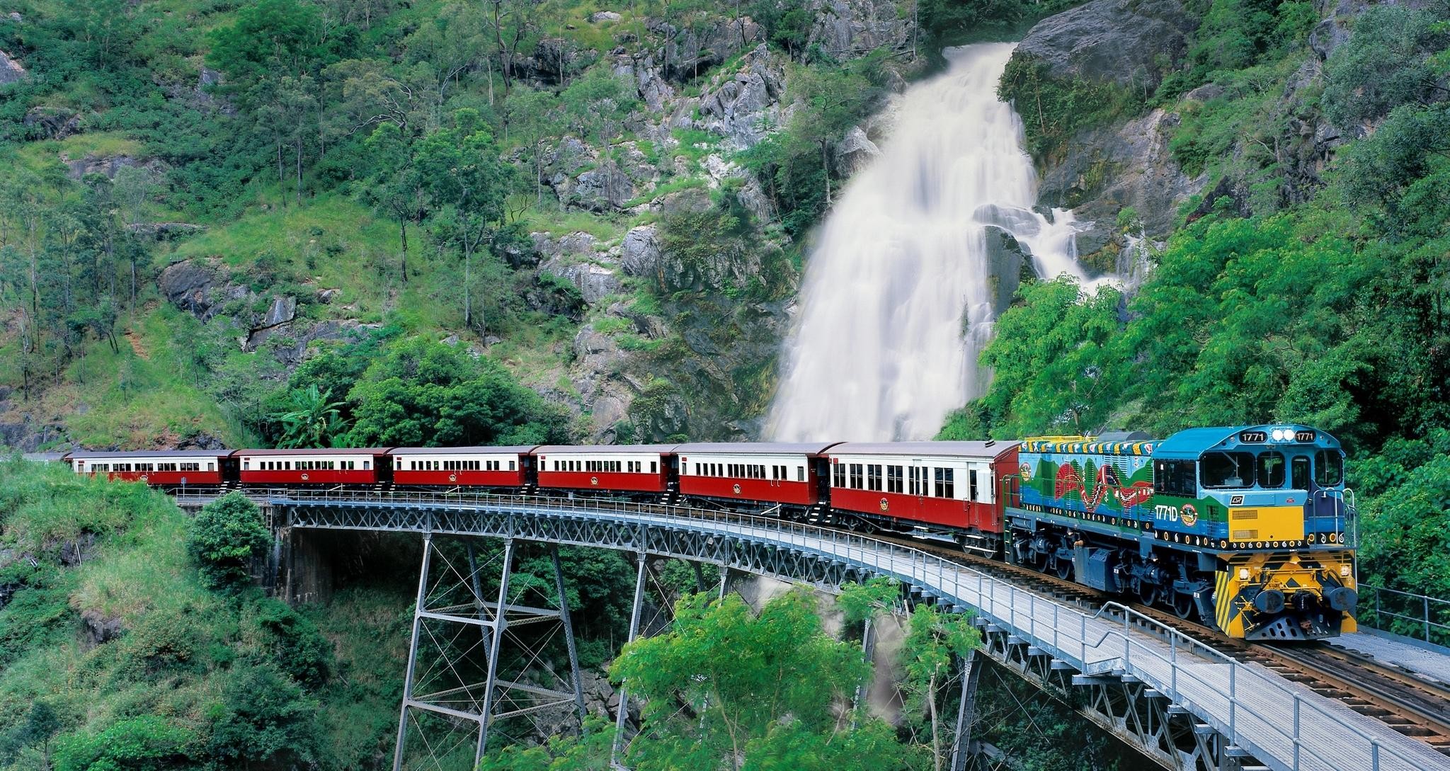 From Port Douglas: Kuranda Trip by Scenic Railway or Skyrail