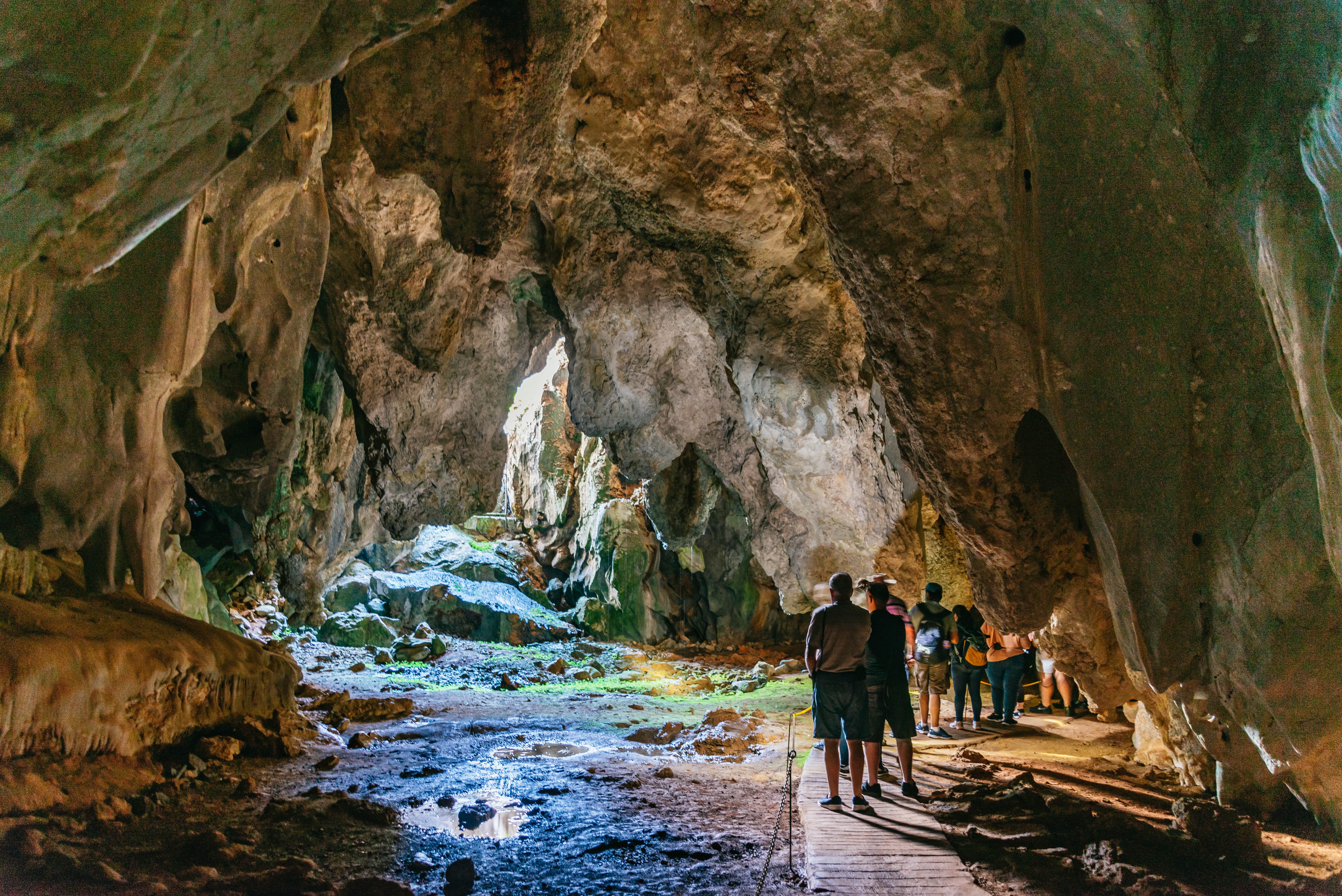 From Cairns: Chillagoe Caves & Outback Day Tour