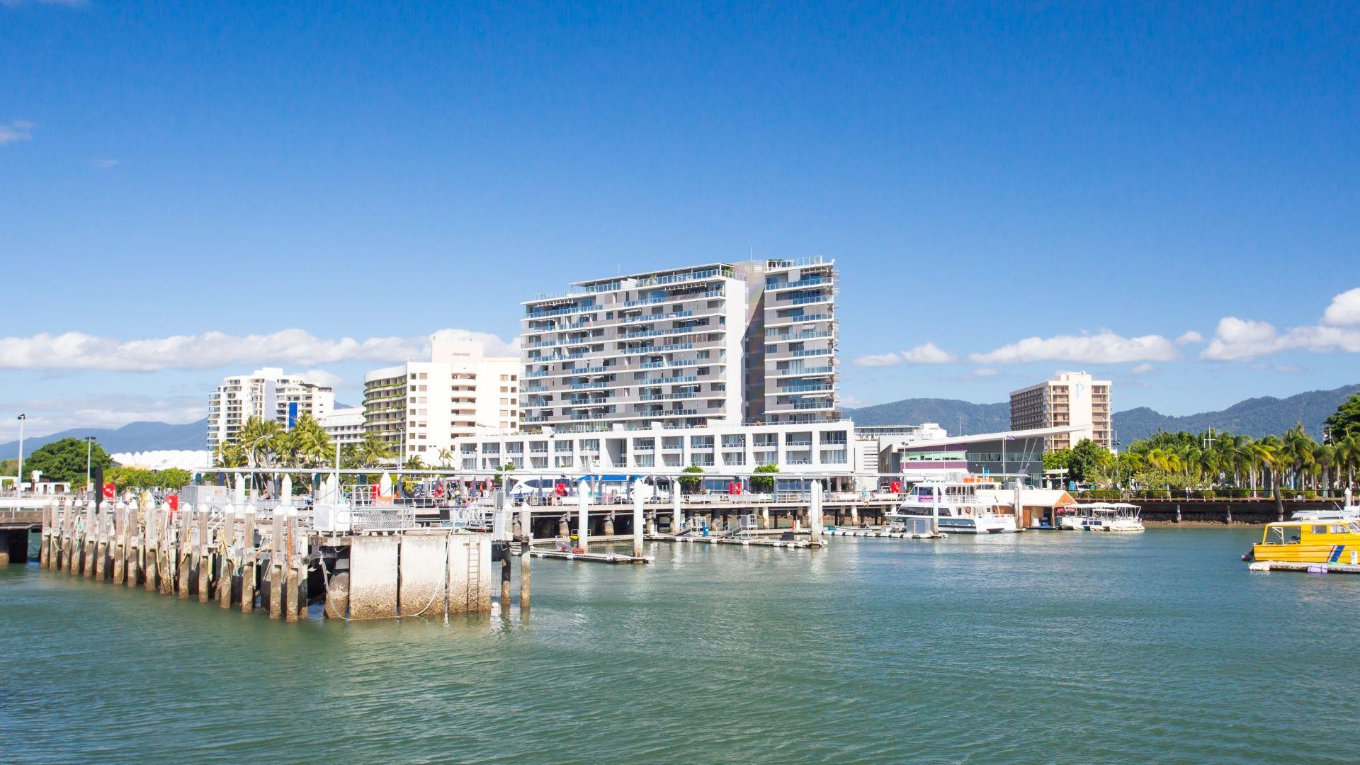 Cairns Walking Tour with a Local - Private