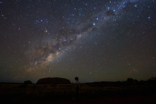 ウルル国立公園 星空天文学ツアー - ホテル送迎