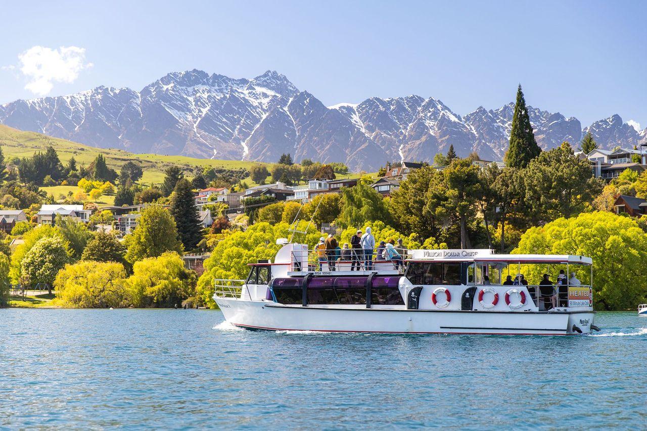 Queenstown Lake Wakatipu Scenic Cruise - Small Group