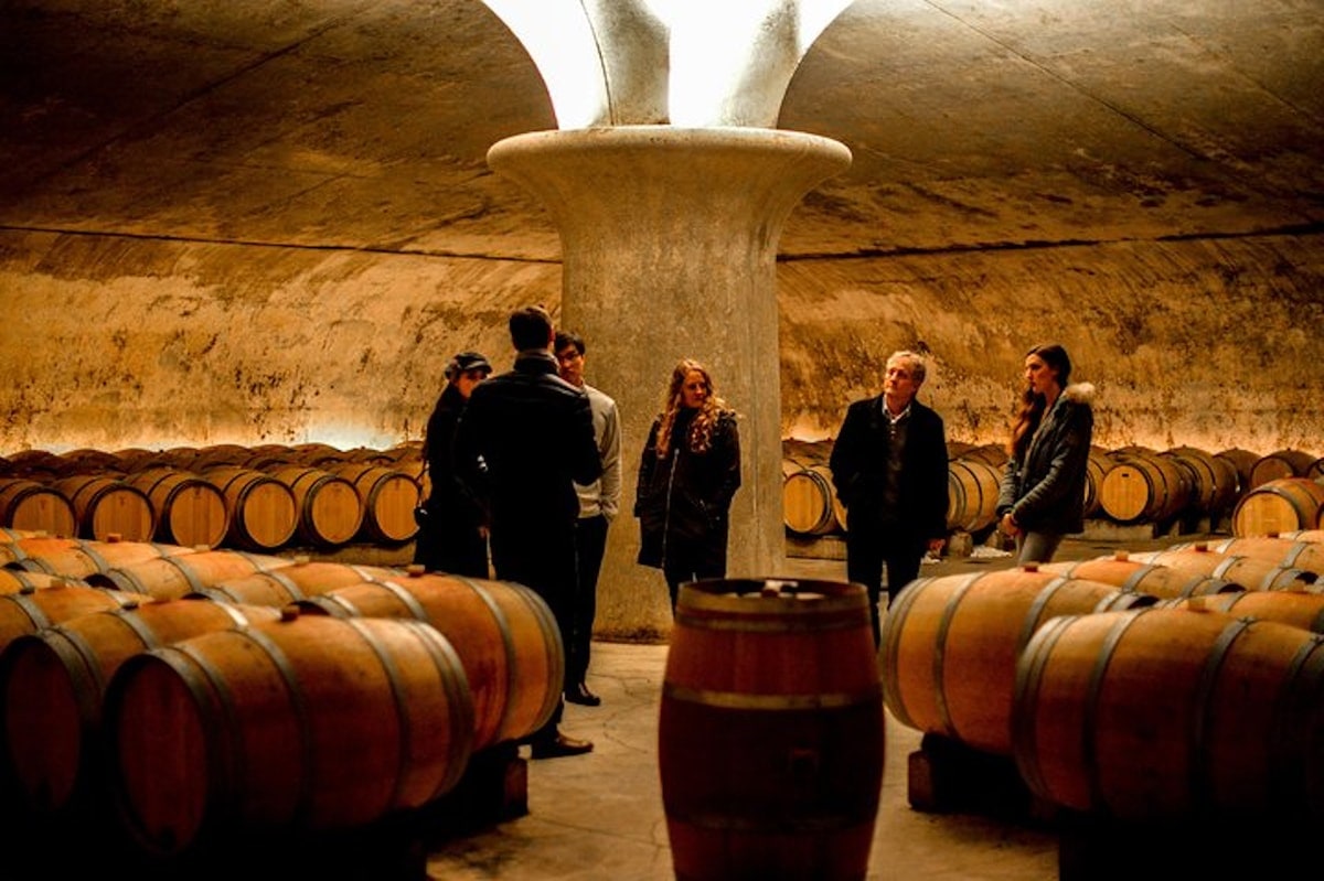 Bordeaux: Saint-Émilion & Médoc Winery Day Tour - Wine Tasting & Picnic Lunch