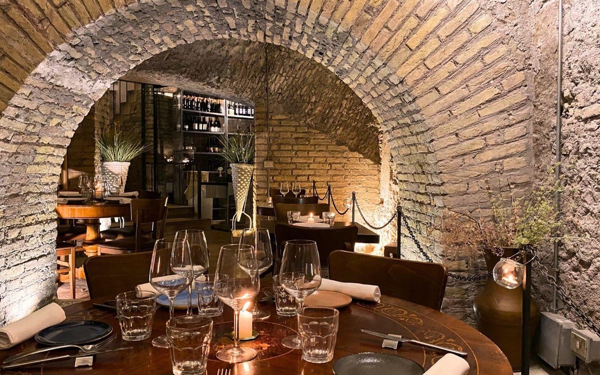 Rome: Candlelight Dinner in the Ancient Baths of Agrippa - 4 Courses & Wine Pairing