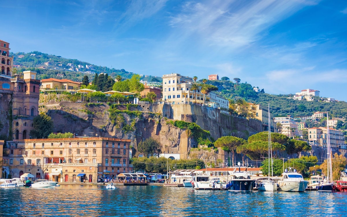Pompeii, Amalfi Coast & Sorrento Day Trip from Rome - with Limoncello Tasting