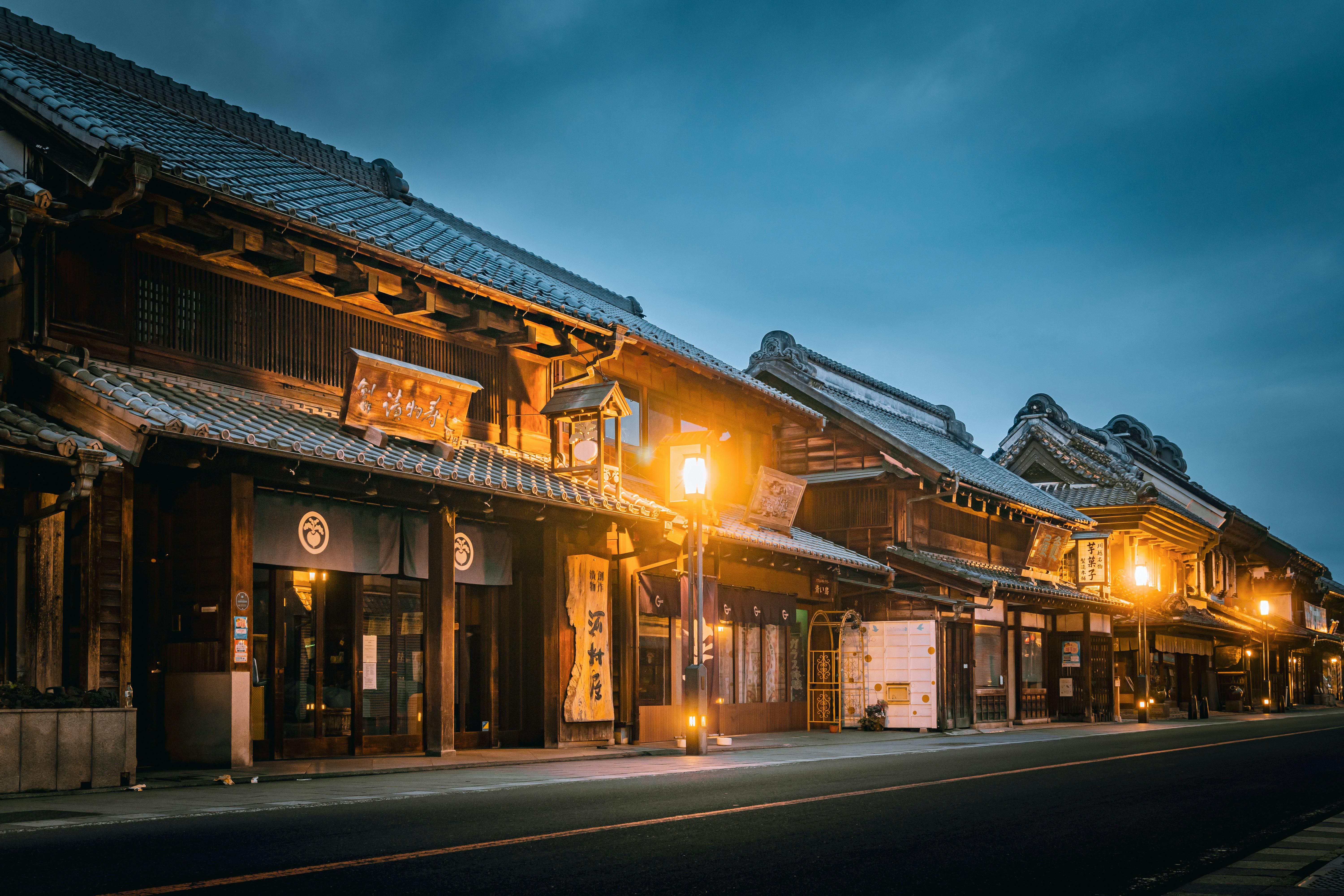 From Tokyo: Kawagoe Kurazukuri Street & Kashiya Yokocho Private Guided Tour