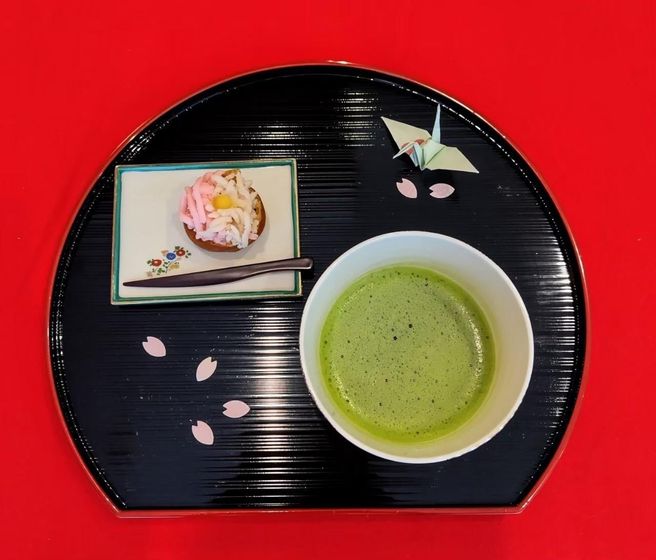 Tokyo Asakusa Ichimatsu Tatami Room Tea Ceremony & Matcha Making Experience