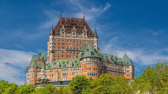 From Montreal: Quebec City & Montmorency Falls & River Cruise Day Tour