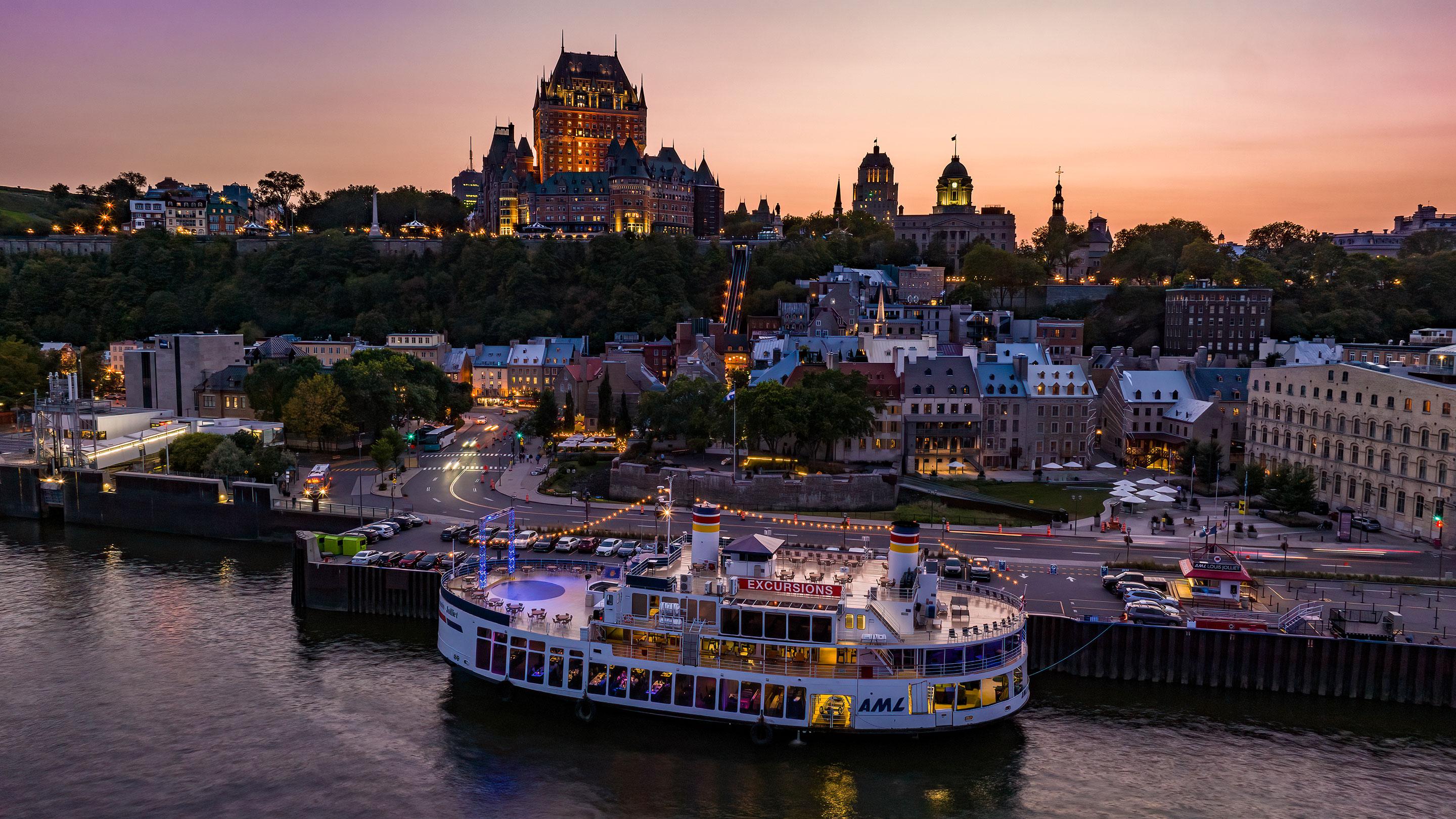 Quebec City St. Lawrence River Evening Cruise with Live DJ