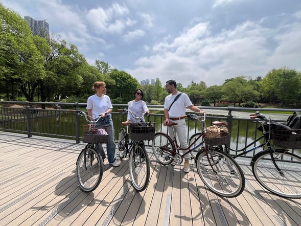 Seoul Ttukseom Hangang Park & Seoul Forest·Seongsu-dong Bike Tour