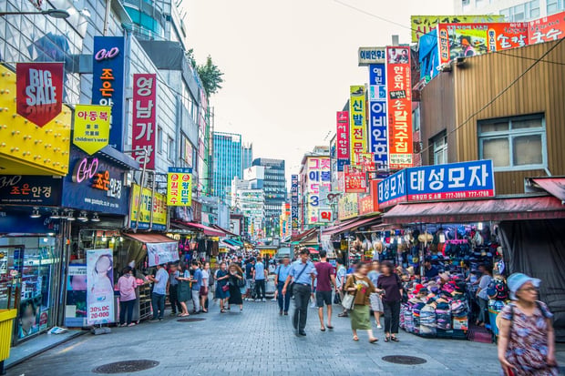 Seoul Namdaemun Market & Sungnyemun Street Food Tour
