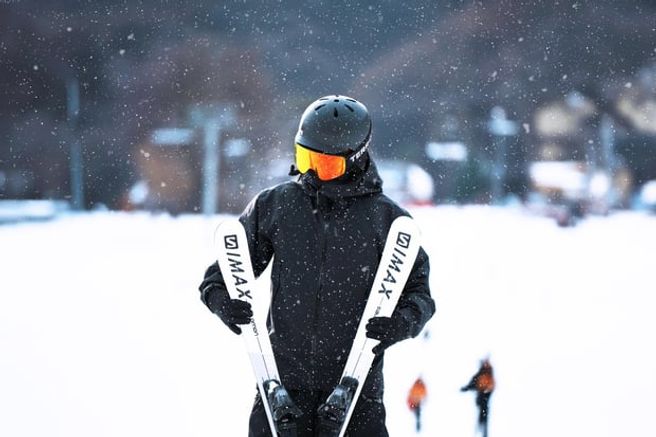 From Seoul: Elysian Gangchon Ski & Snowboard Full Package Day Tour