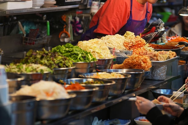 Seoul Gwangjang Market Vegan & Vegetarian Food Tour