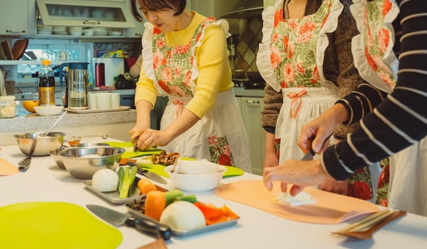 Seoul Sillim Home Cooking Class & Traditional Market Tour