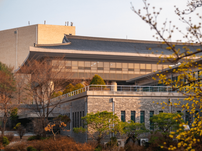 Seoul National University Gwanak Campus Guided Walking Tour