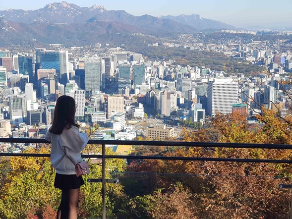 ソウル KPOPガールズ！デーモン・ハンターズ ゆかりの地巡りツアー（入場券付き）