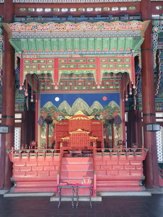 Seoul Gyeongbokgung Palace Royal Stories Private Walking Tour