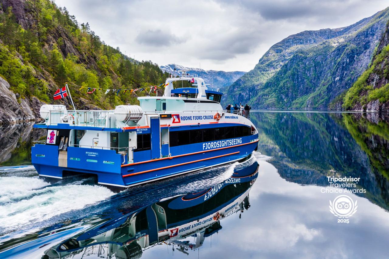 Bergen Osterfjord & Mostraumen Catamaran Cruise