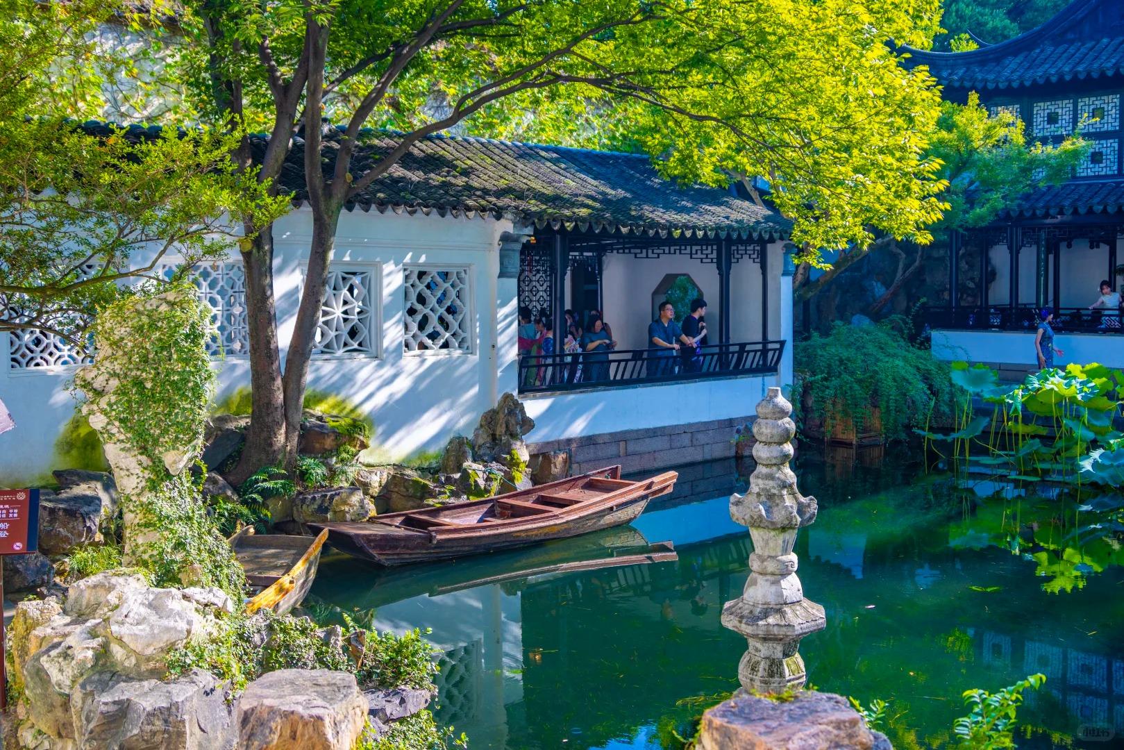 From Shanghai: Suzhou & Tongli Water Town Private Car Tour - Admission Included