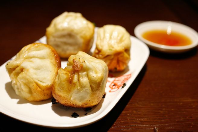 Shanghai Xintiandi & Former French Concession Local Food Tasting Tour