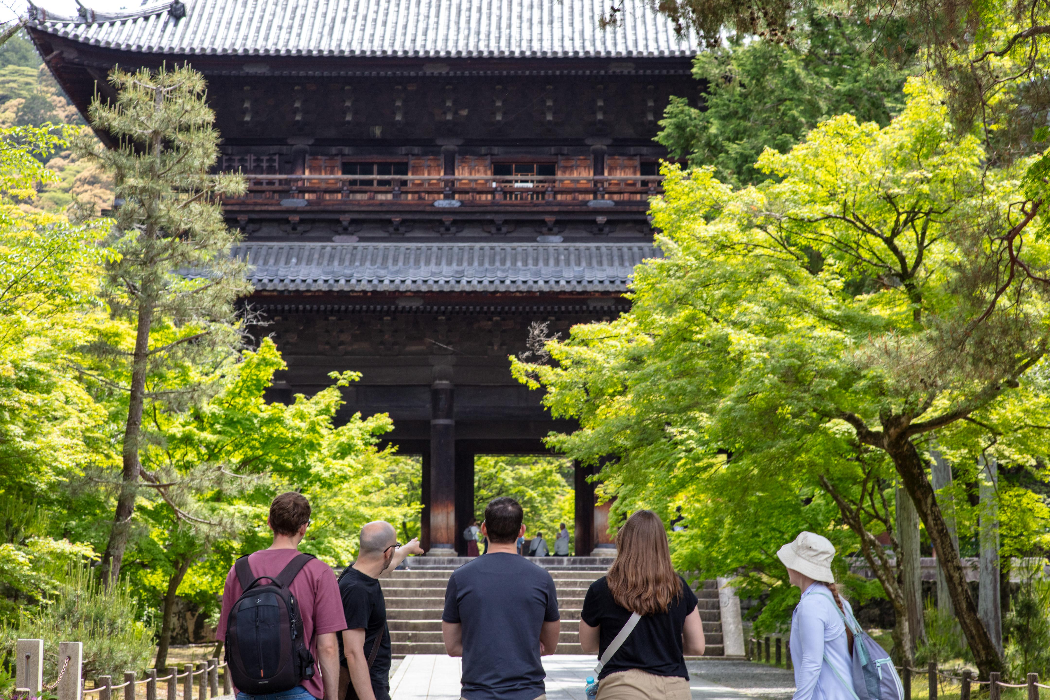 京都 哲学の道 & 銀閣寺 & 南禅寺 ウォーキングツアー - 拝観料込み