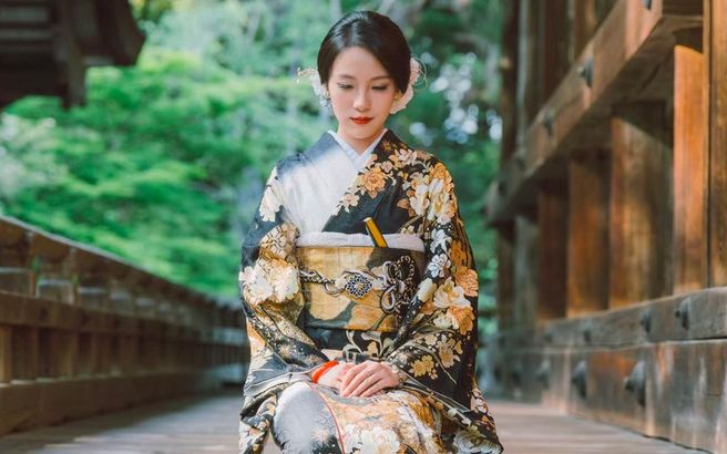 Kyoto Kiyomizu-dera First Kimono Rental - Hair Styling Included