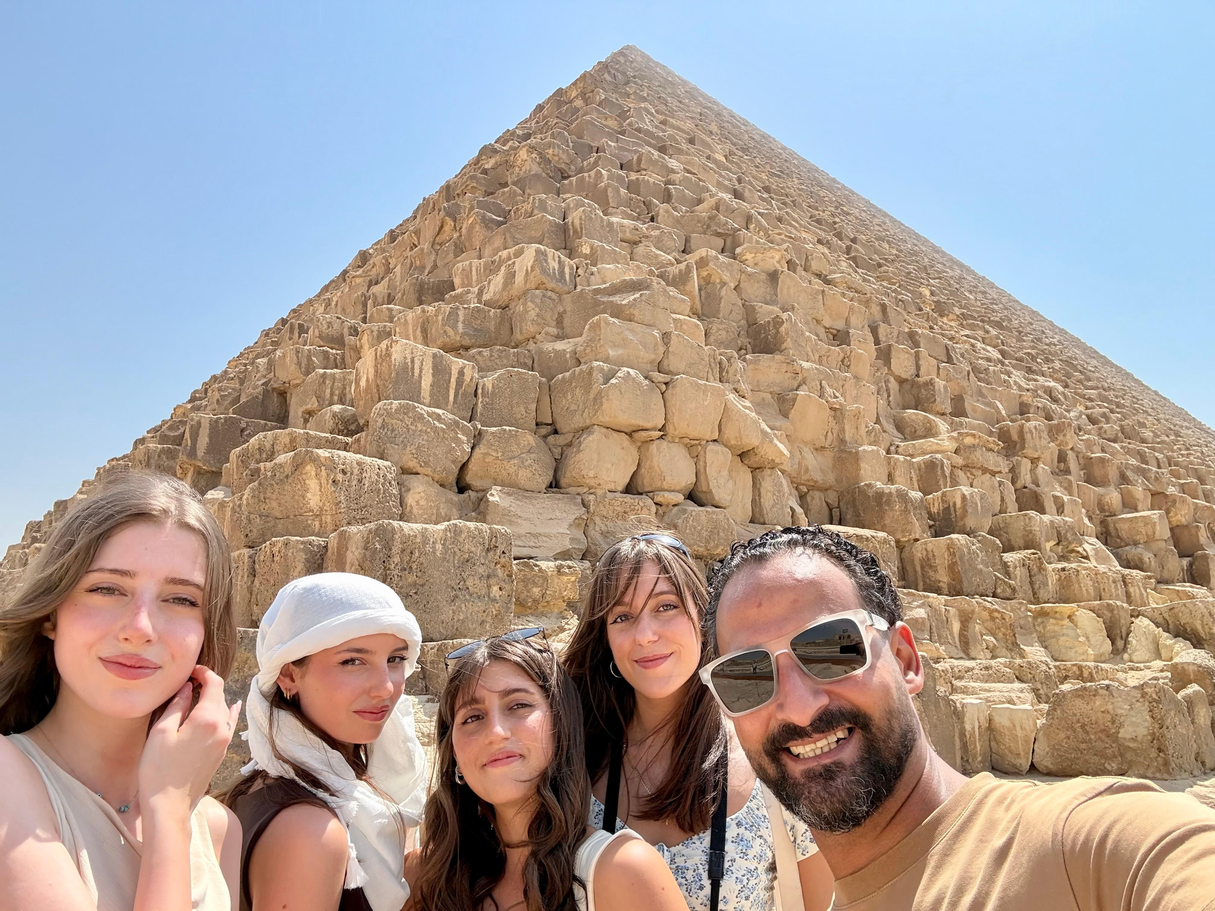 Cairo: Giza Pyramids & Great Sphinx Tour with Entry Inside the Khufu Pyramid