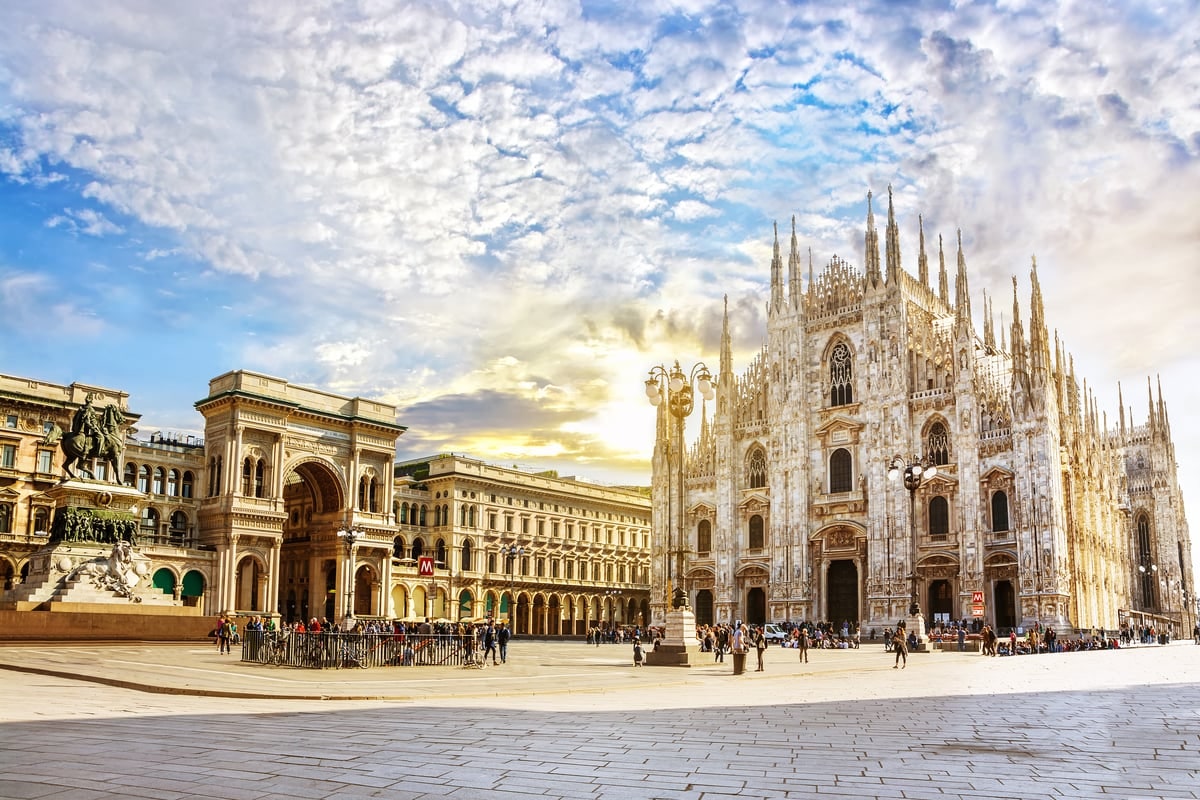 Milan Duomo Cathedral Guided Tour - Fast Track & Optional Rooftop Access