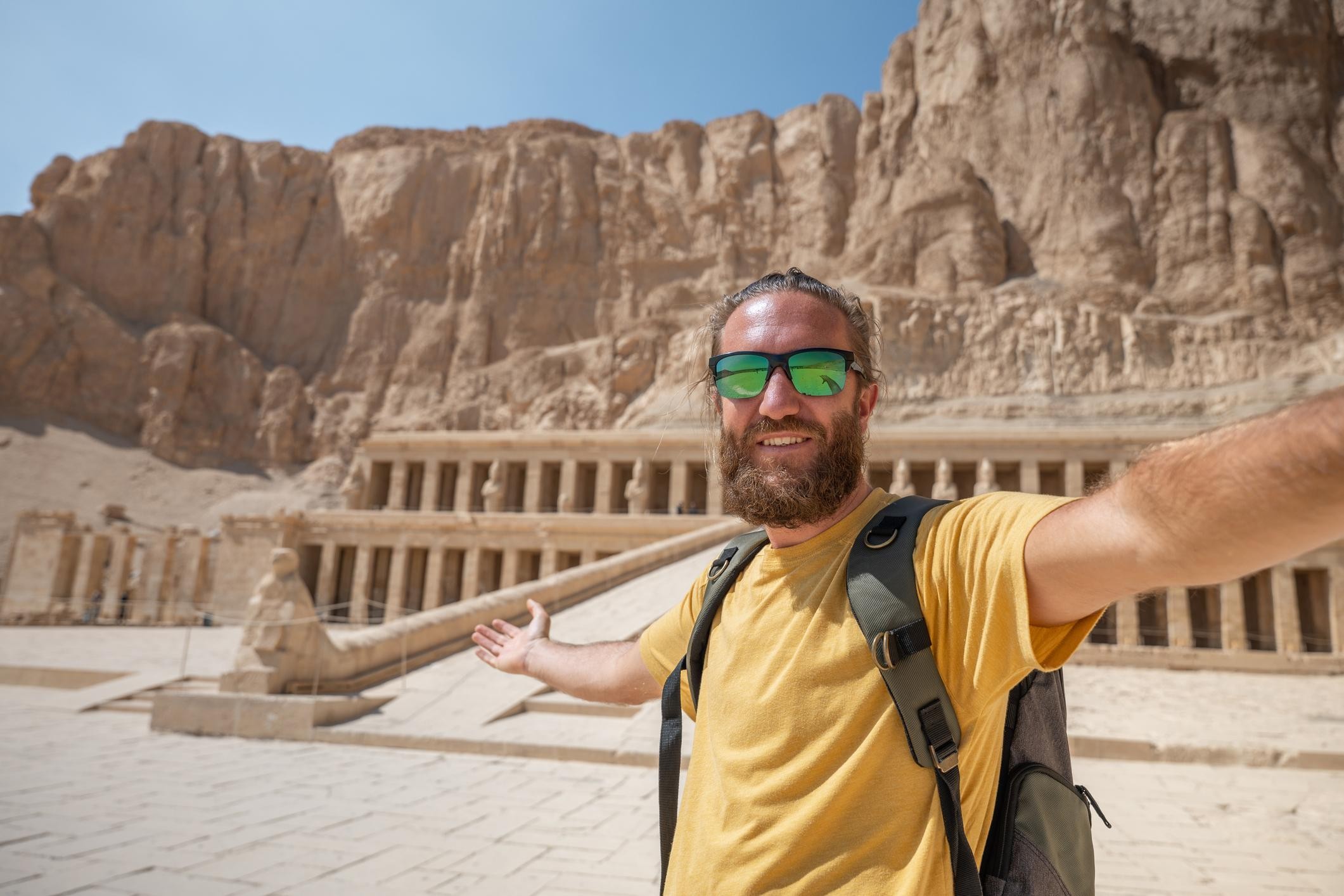 Luxor Valley of the Kings, Temple of Hatshepsut & Colossi of Memnon Tour - Lunch Included