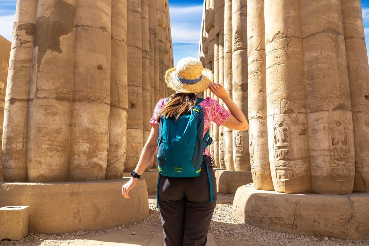 From Hurghada: Luxor Karnak Temple & Temple of Hatshepsut Minivan Day Trip - Lunch Included
