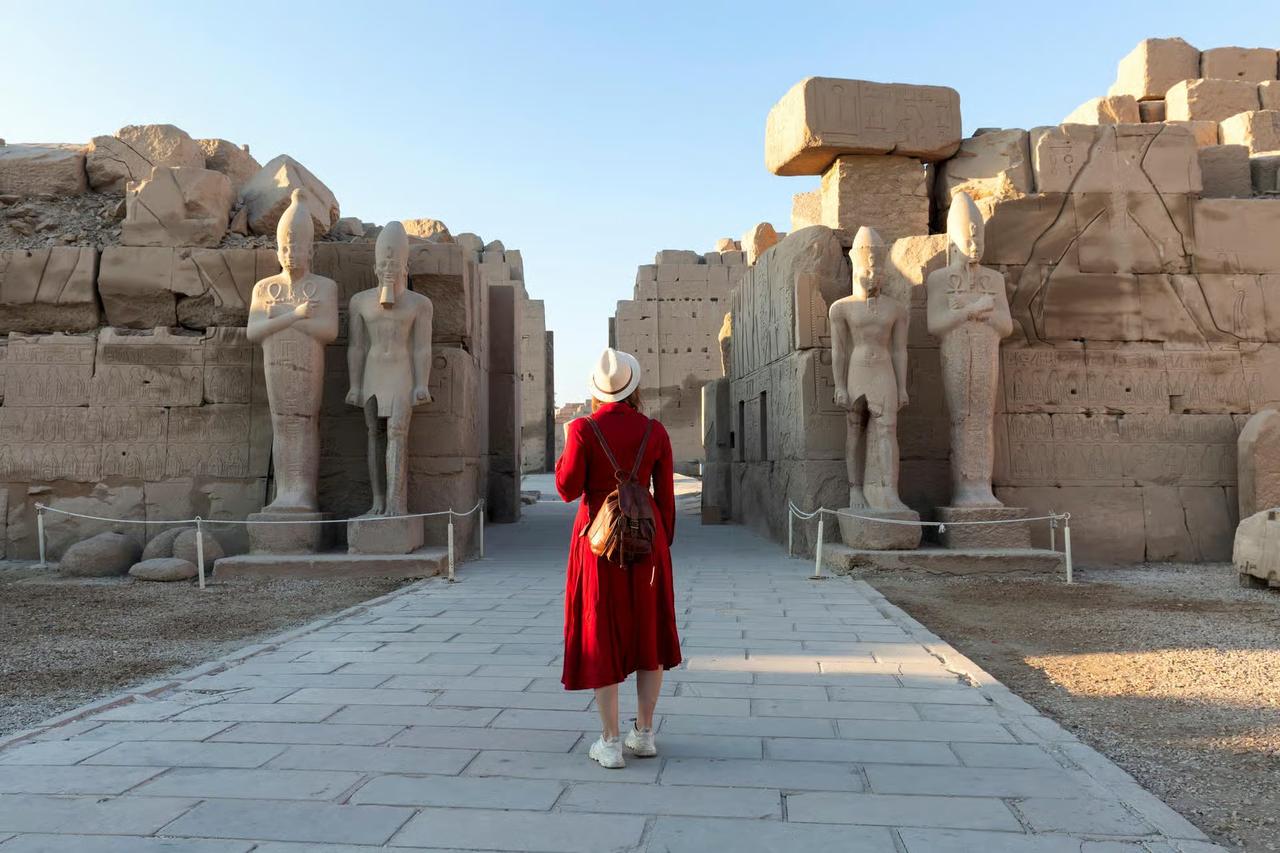 Luxor Customizable Private Tour with Egyptologist Guide - Horse Carriage Ride Included