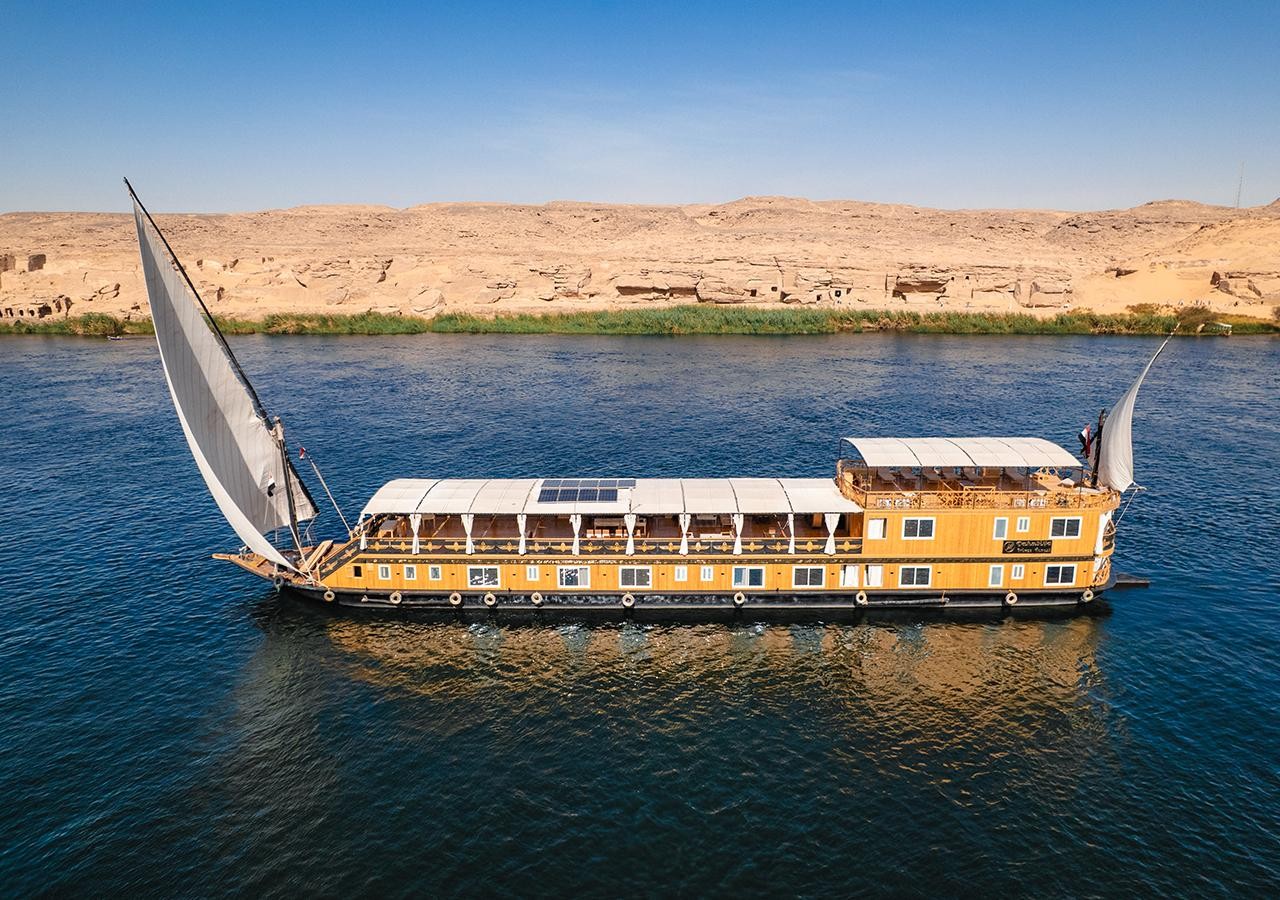From Aswan: Dahabiya Nile Cruise & Luxor 4-Day Tour (3 Nights)