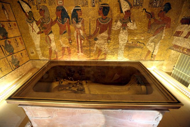 From Hurghada: Luxor Tutankhamun Tomb & Felucca Day Trip - Tickets Included