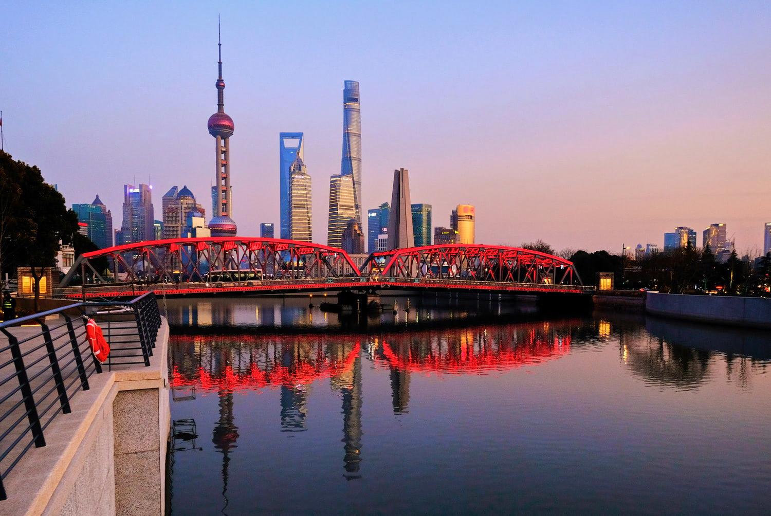 Shanghai Bund Suzhou Creek Sightseeing Cruise Ticket