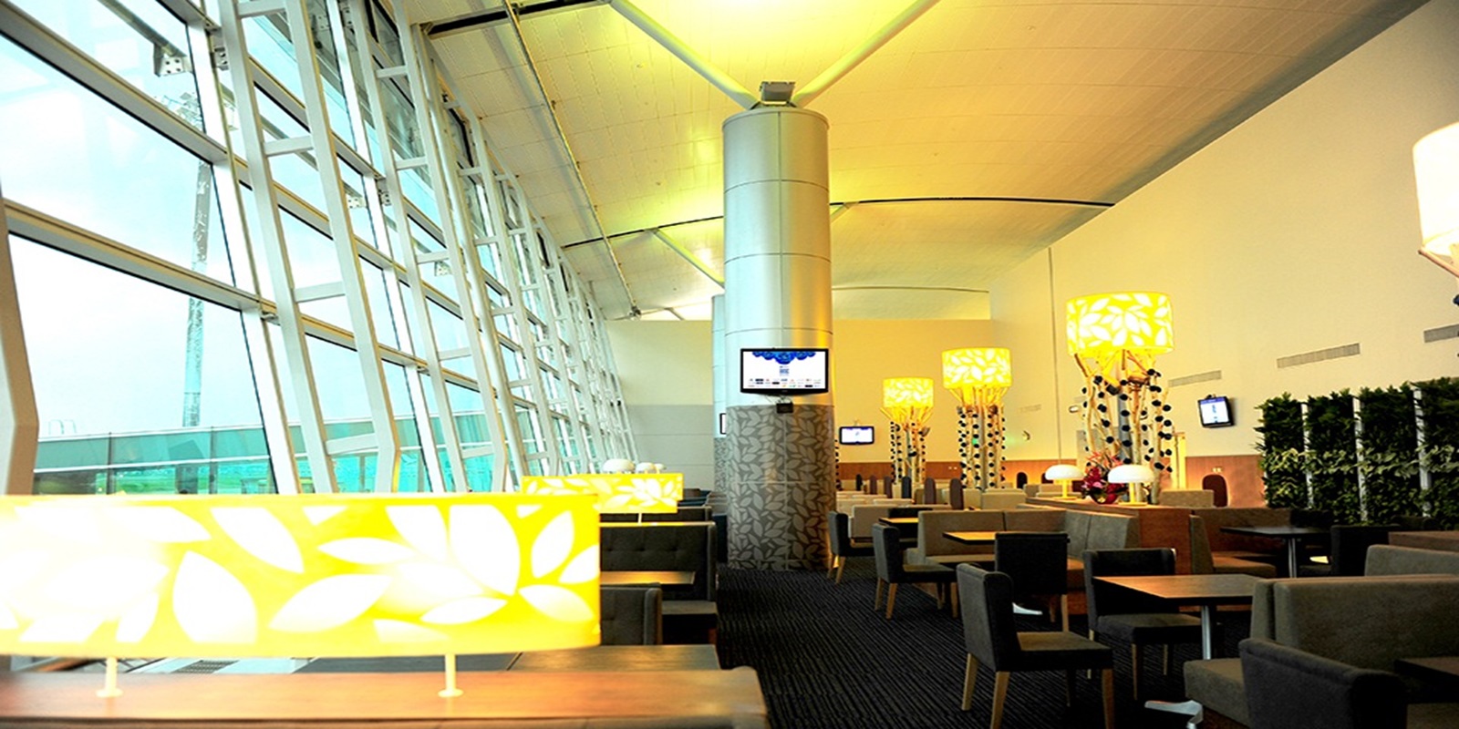 Ho Chi Minh City Tan Son Nhat International Airport Terminal 2 International Rose & Jasmine Halal Lounge Pass