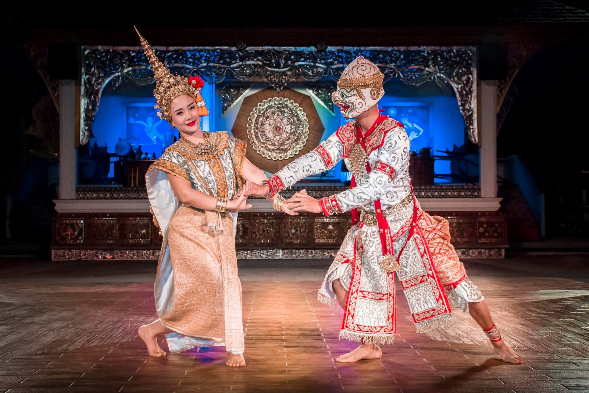 Chiang Mai Khum Khantoke Traditional Dinner & Lanna Cultural Show
