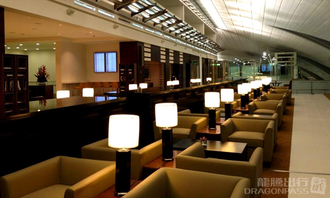 Dubai International Airport Terminal 3 Concourse B International Departures Marhaba Lounge Pass