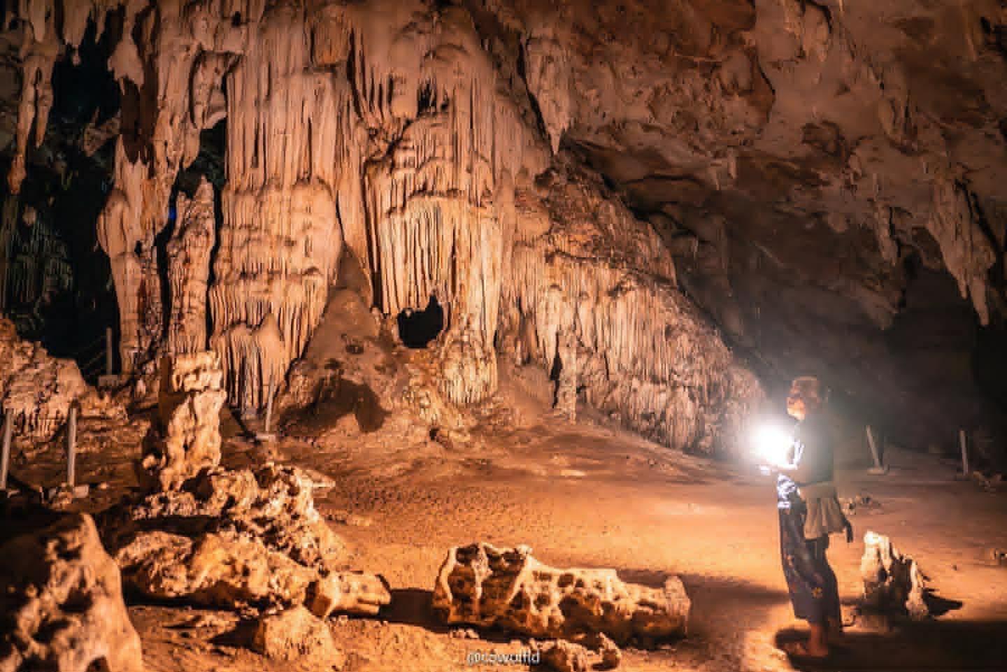 Pai Tham Lod Cave & Kiew Lom Viewpoint Afternoon Tour - Sunset Viewing