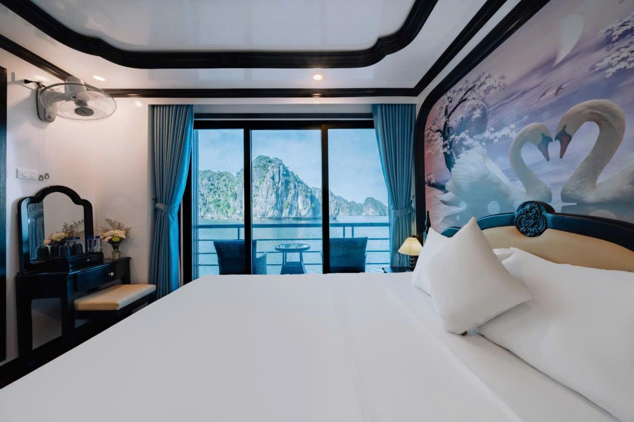 From Ninh Binh: Lan Ha Bay 2-Day Cruise - Viet Hai Village Cycling & Fish Spa