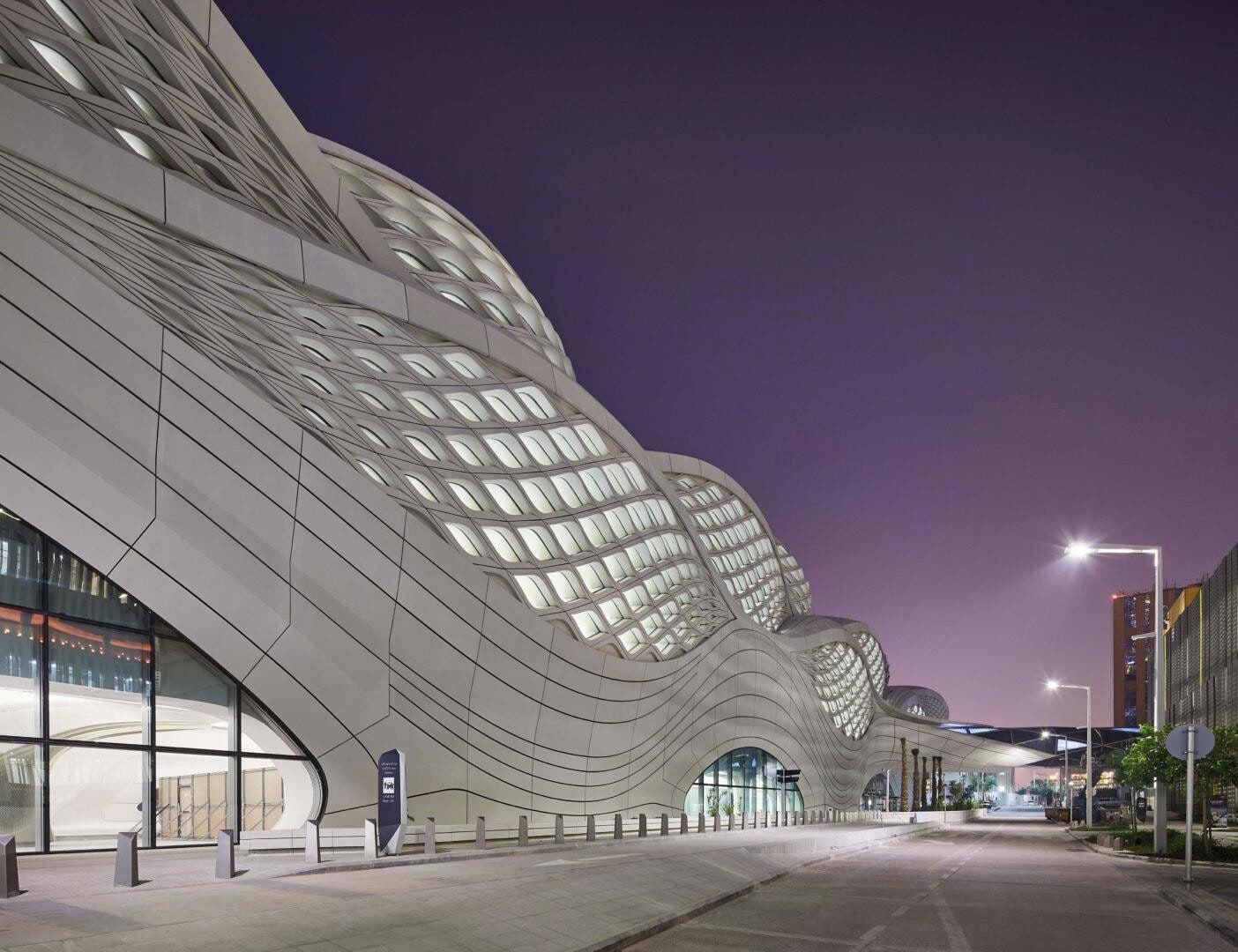 Riyadh Metro Architecture Guided Tour - KAFD, STC & Qasr Al Hokm Stations (Small Group)