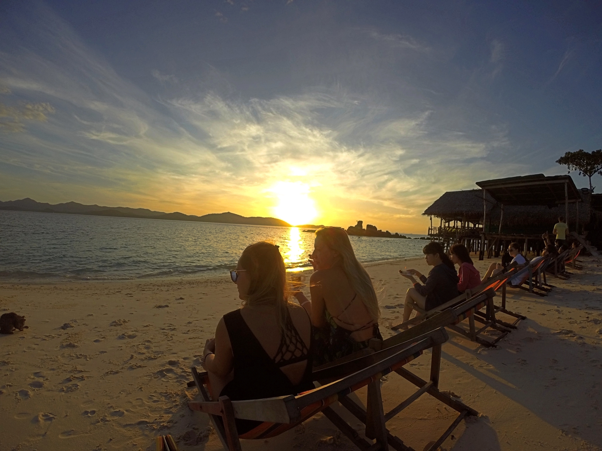 Phuket Phi Phi Islands Sunrise Speedboat Tour - Khai Nai, Maya Bay & Bamboo Island