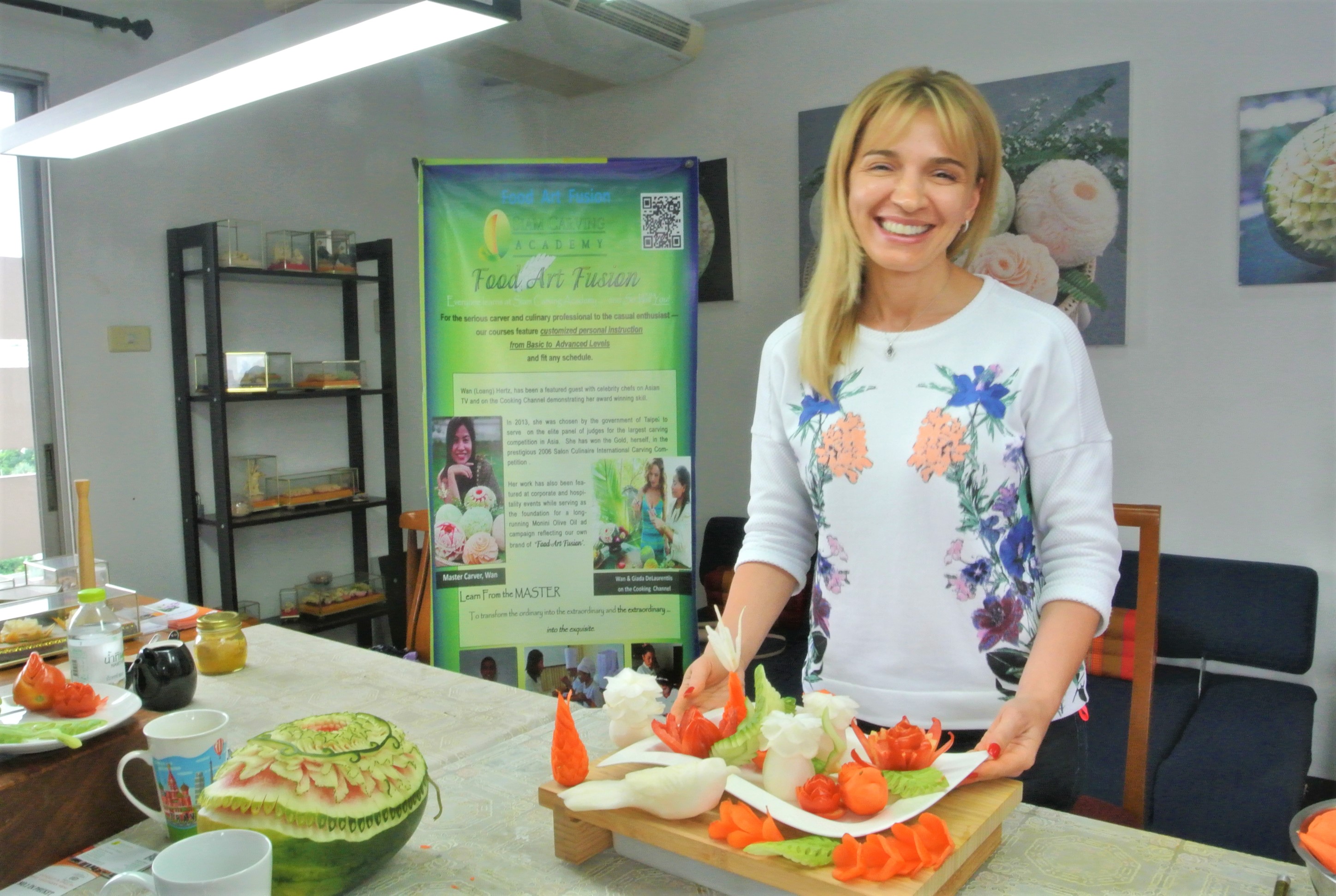 Bangkok Siam Carving Academy Thai Fruit and Vegetable Carving Class