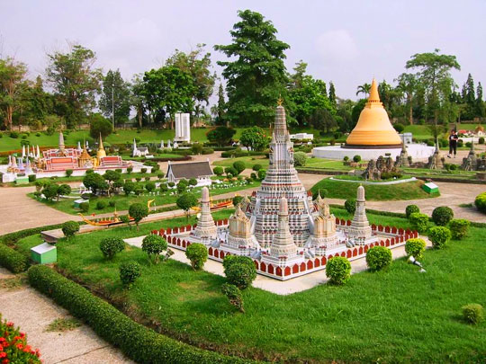 Pattaya Mini Siam Miniature Park Admission Ticket