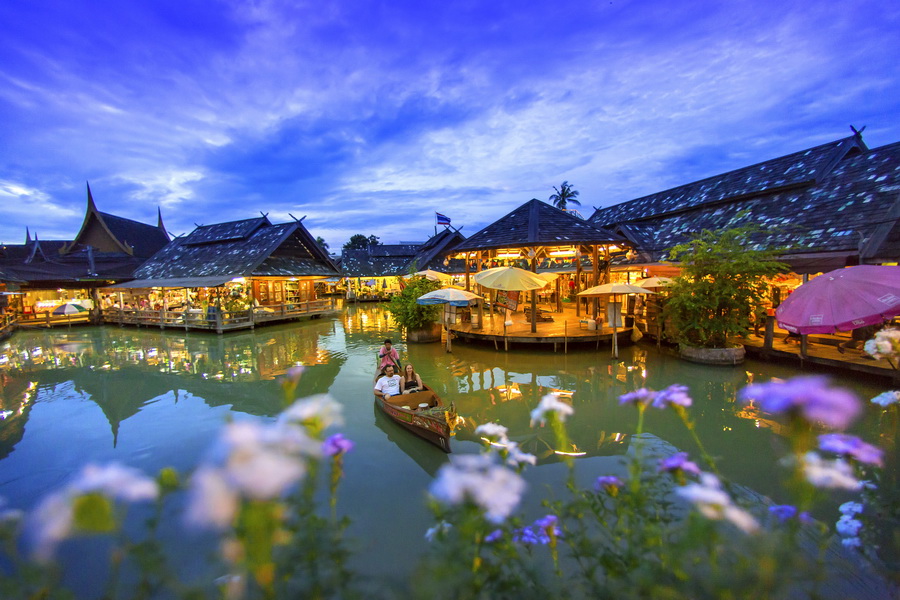 Pattaya Floating Market Ticket for Non-Thai Residents