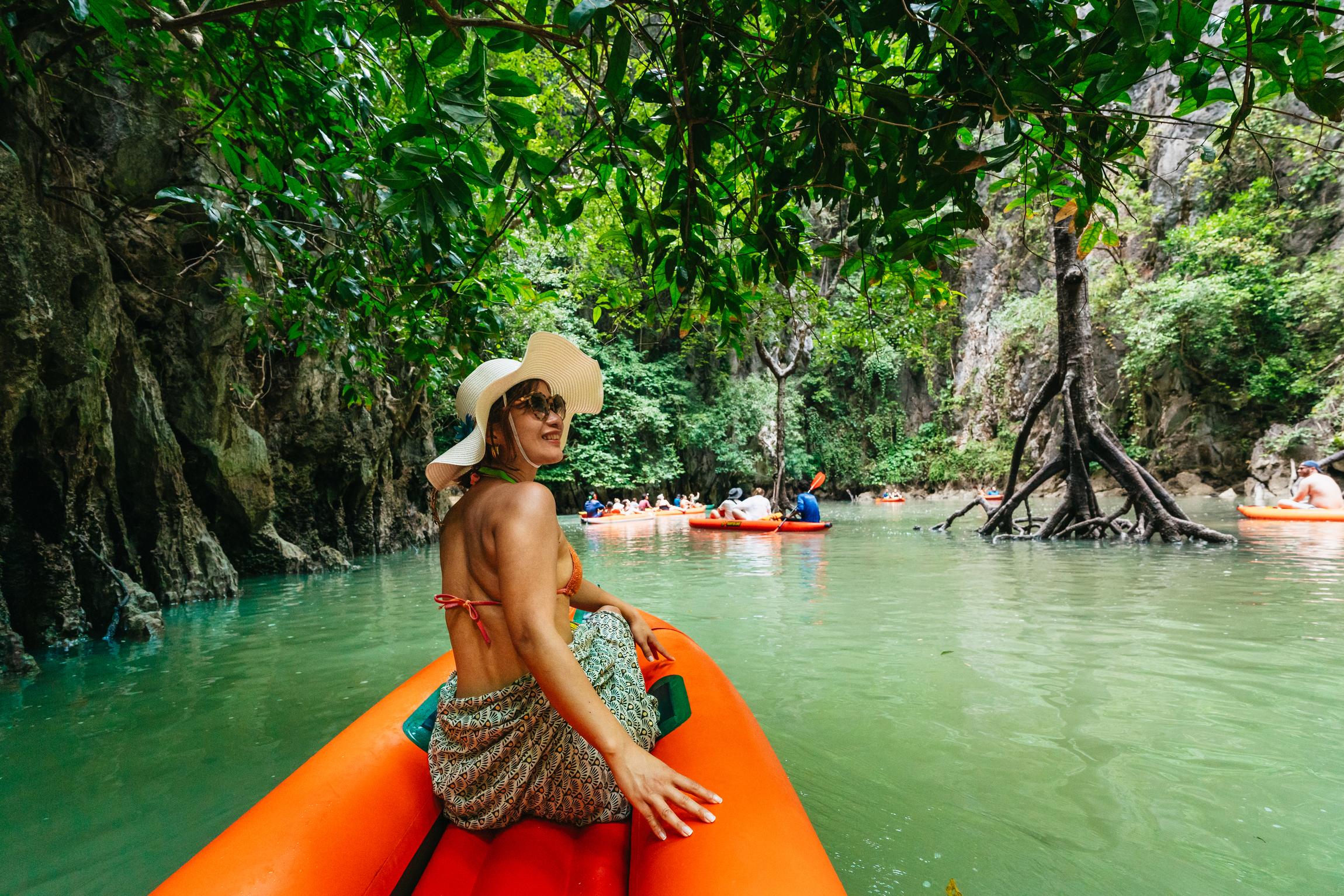From Phuket: Phang Nga Bay Panak & James Bond Island Twilight Canoe Tour - Lunch & Dinner