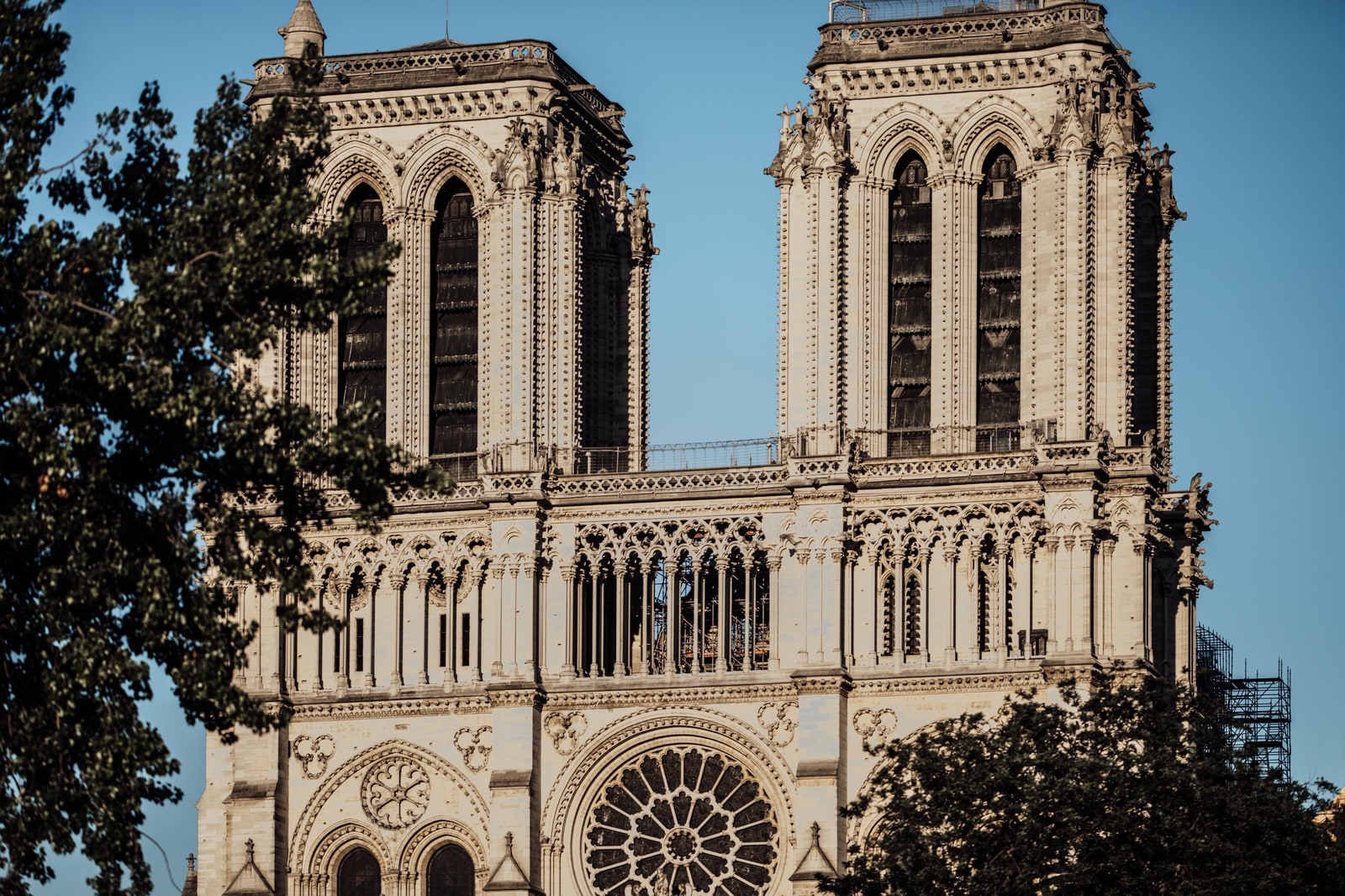 Paris Notre-Dame Cathedral Guided Tour - Restored Exterior Commentary & Interior Entry