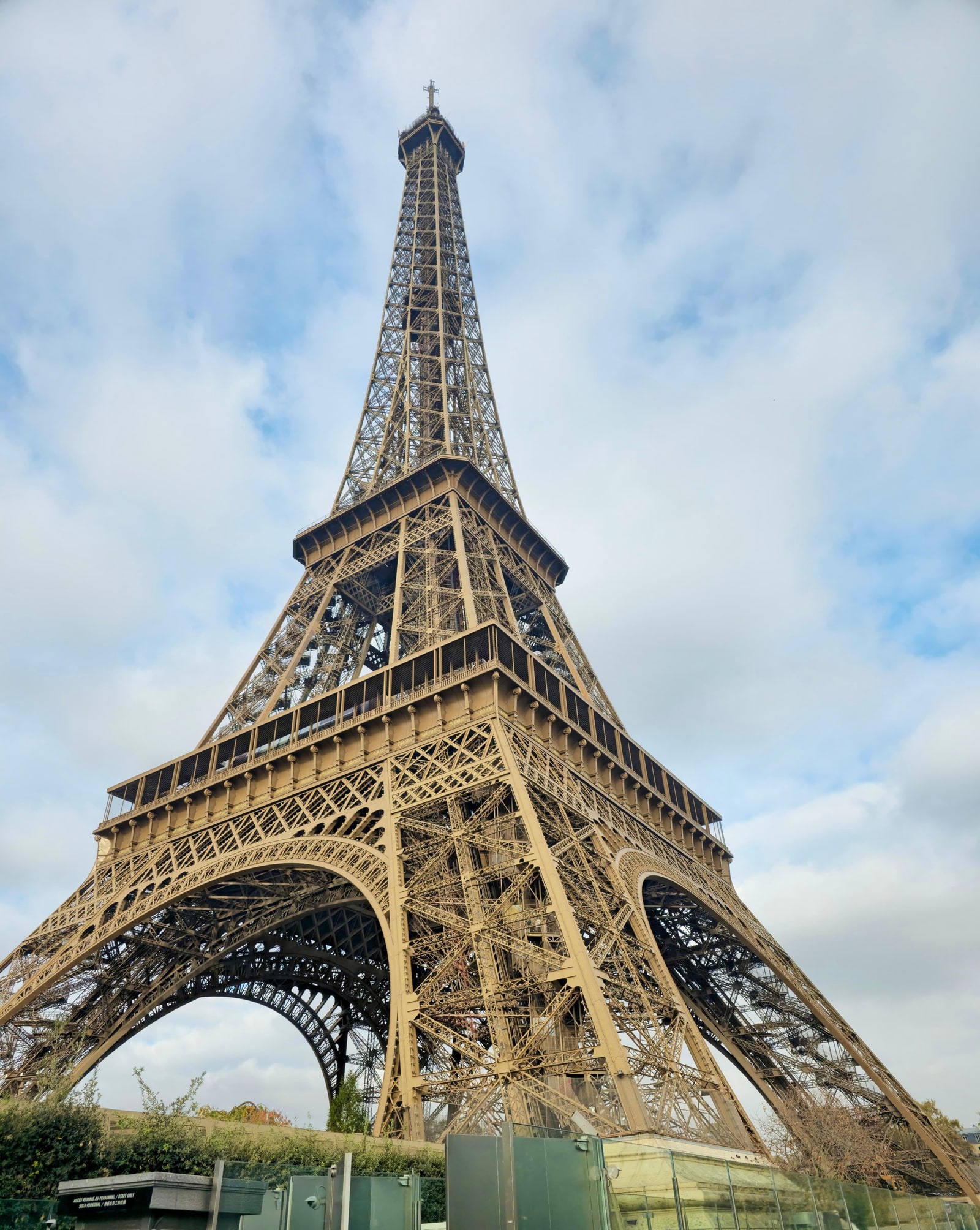 Paris Eiffel Tower Summit & 2nd Floor Guided Tour - Reserved Elevator Access · Optional Seine Cruise