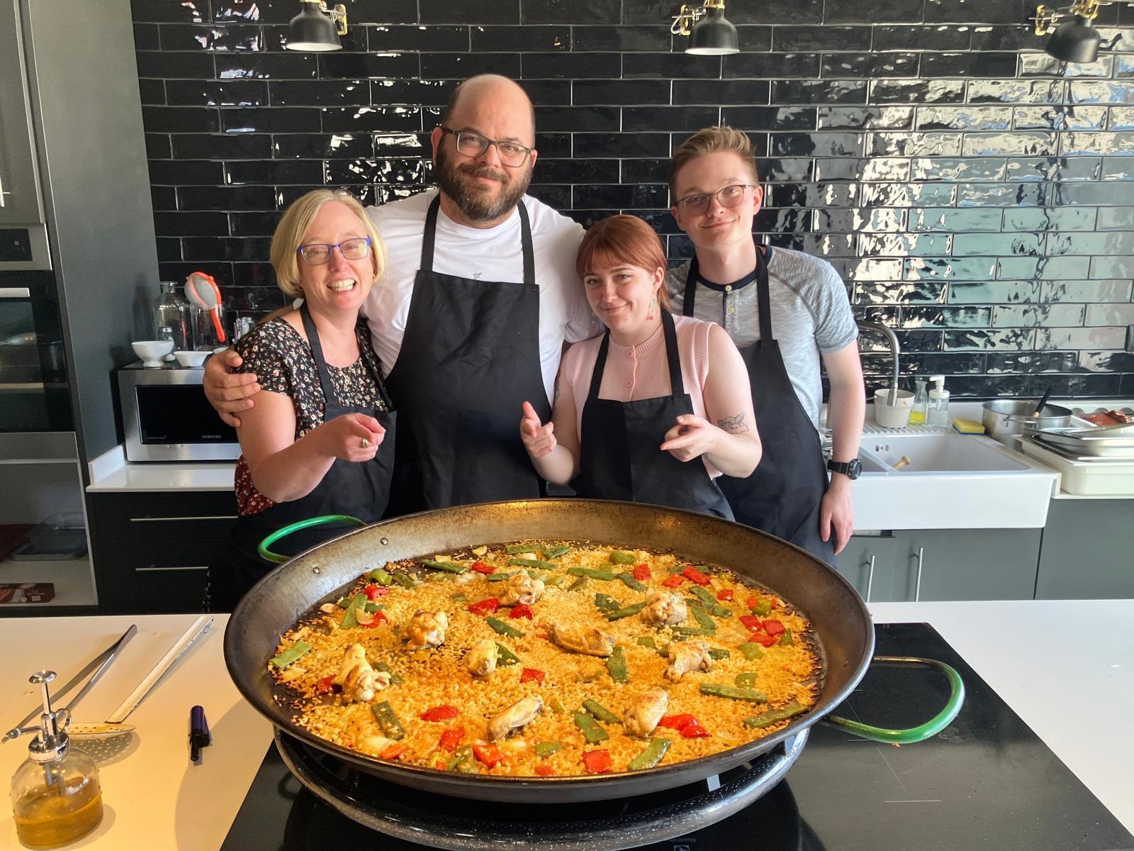 Madrid Paella, Sangria & Churros Cooking Class - Free-Flowing Wine