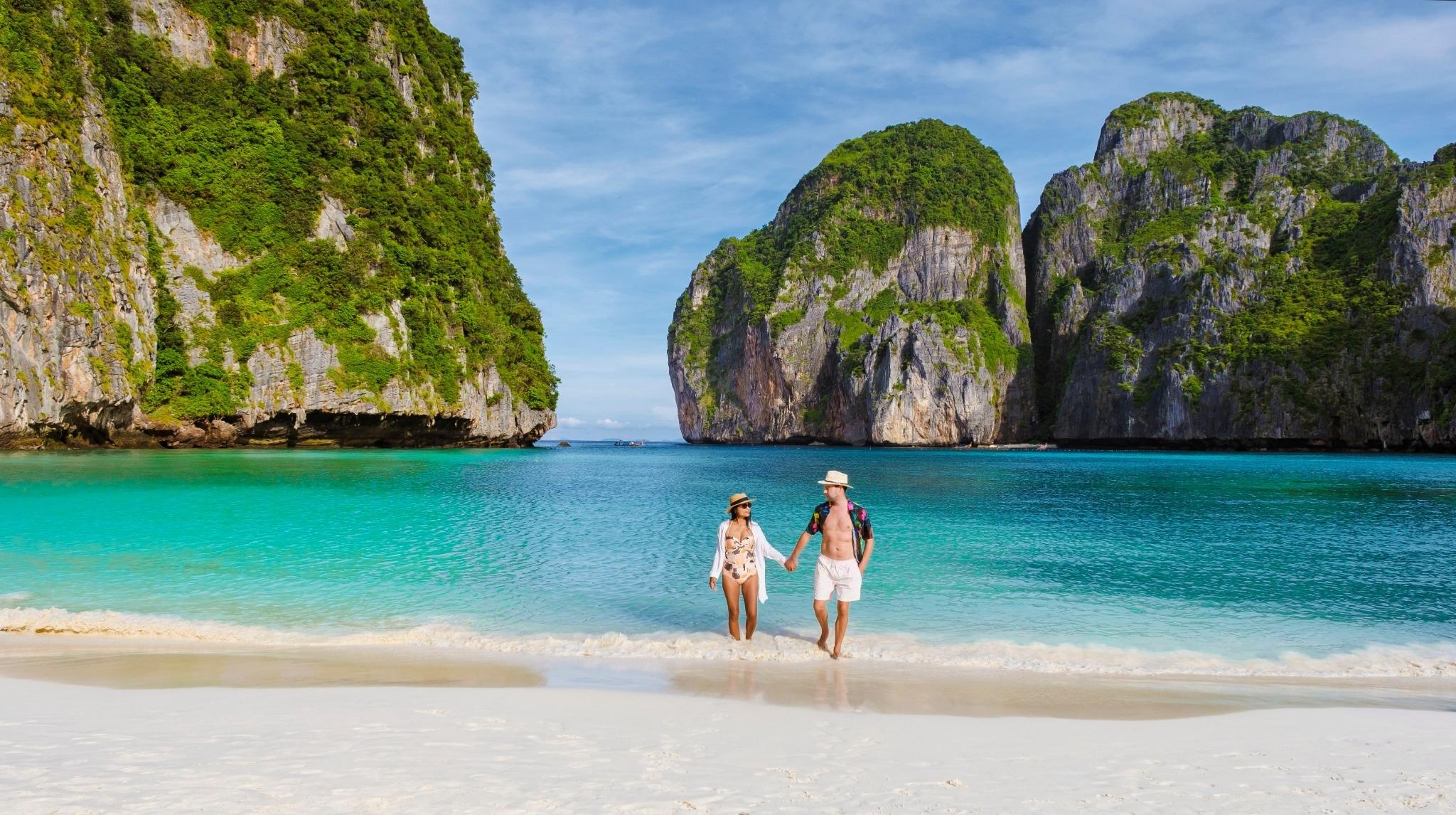 Phuket Phi Phi Islands Maya Bay and Monkey Beach Speedboat Tour with Beach Lunch Buffet