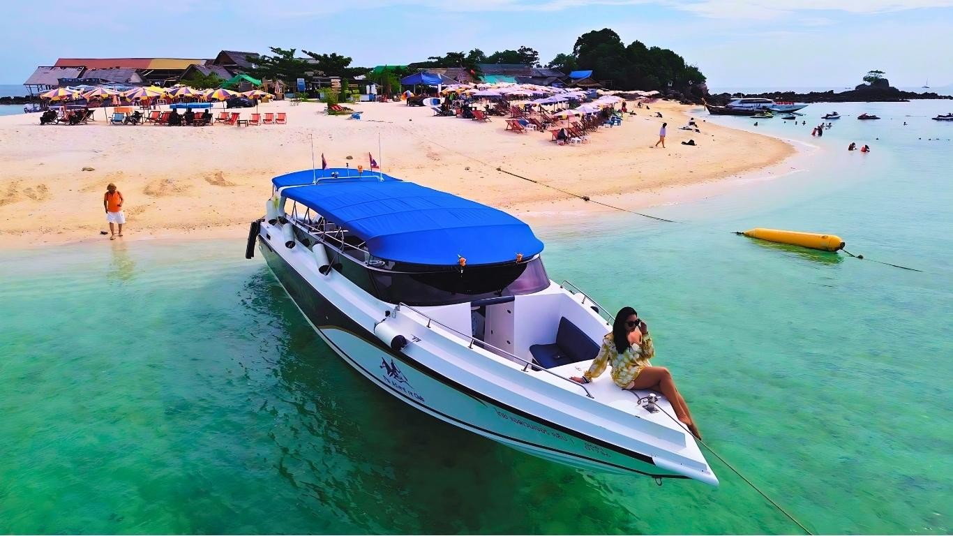 Phuket Khai Nok Khai Nui and Khai Nai Islands Snorkeling Boat Tour