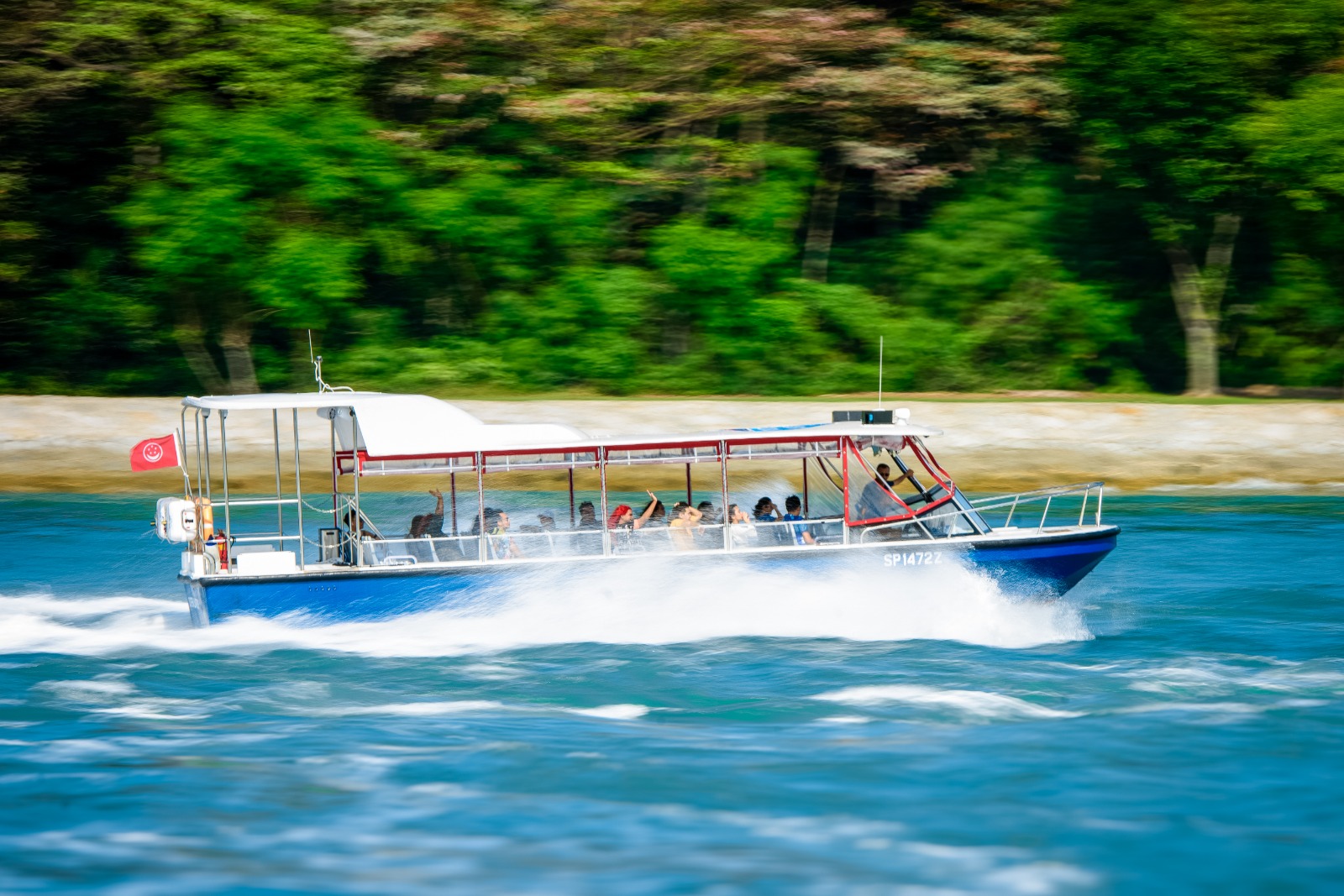 Singapore Sentosa Albatross Hop-On Hop-Off Speedboat Tour - Southern Islands